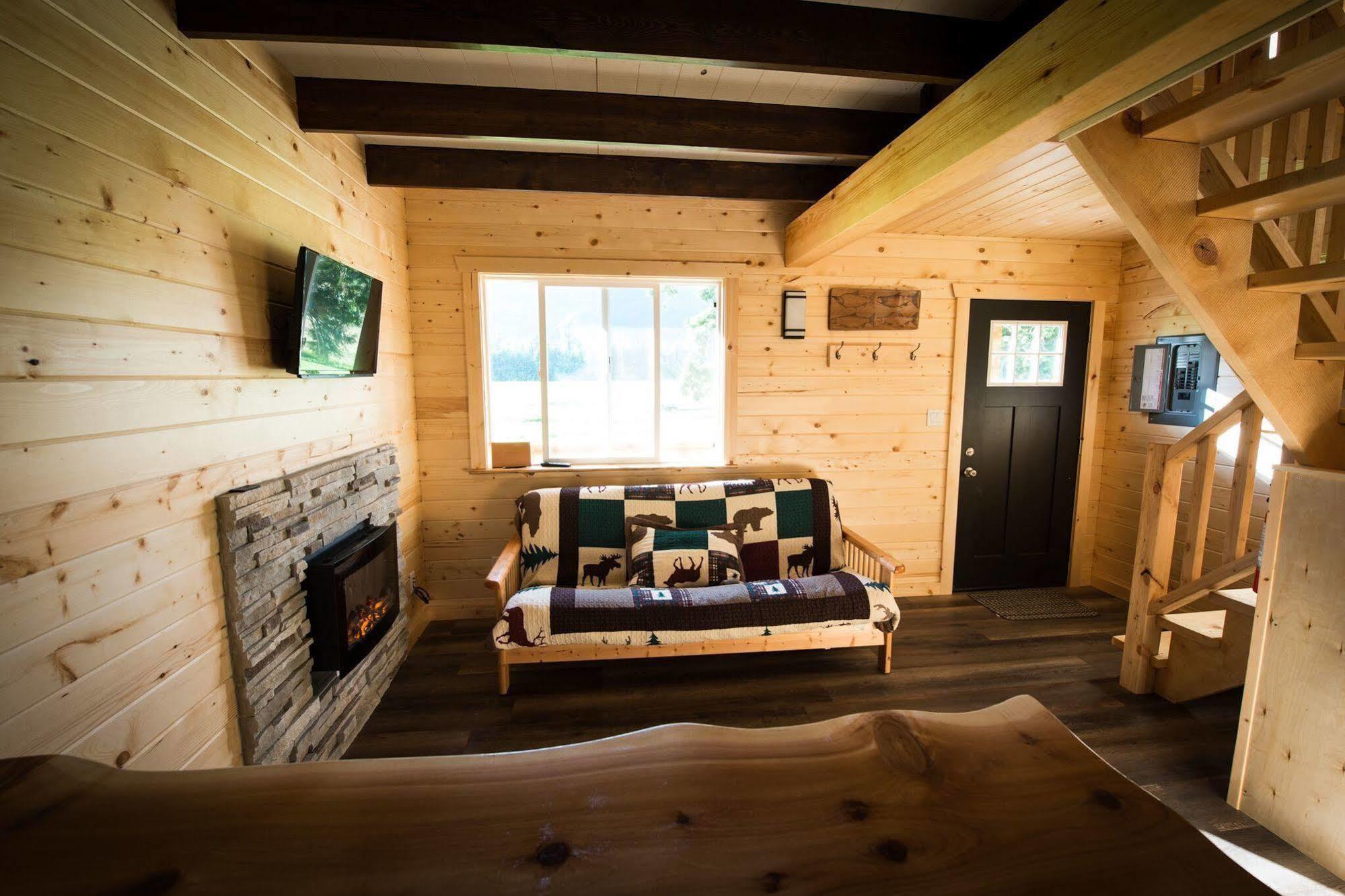 Hidden Acres Farm And Treehouse Resort Terrace Buitenkant foto